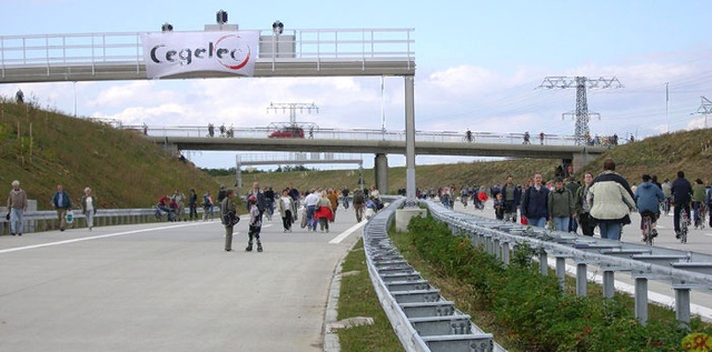2004-09-12 75 A17 - Brücke  vor Saalhausener Str.