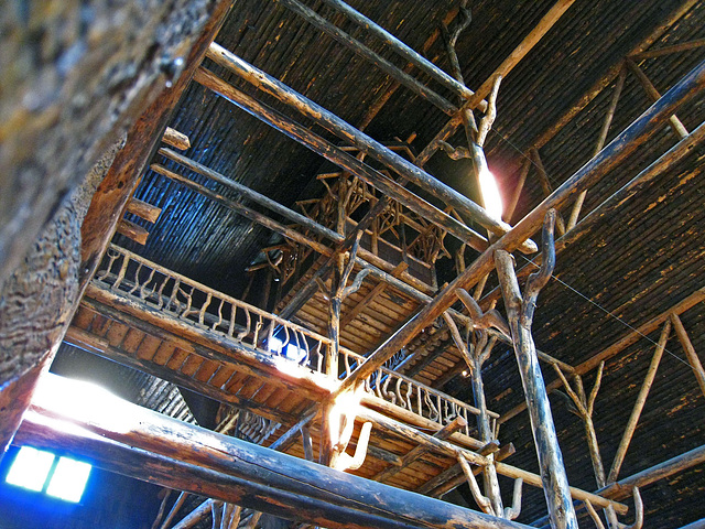 Old Faithful Inn Lobby (3968)