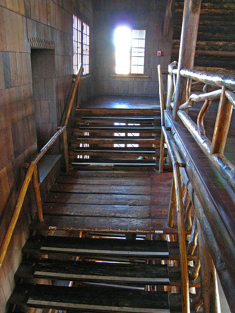 Old Faithful Inn Lobby (3987)