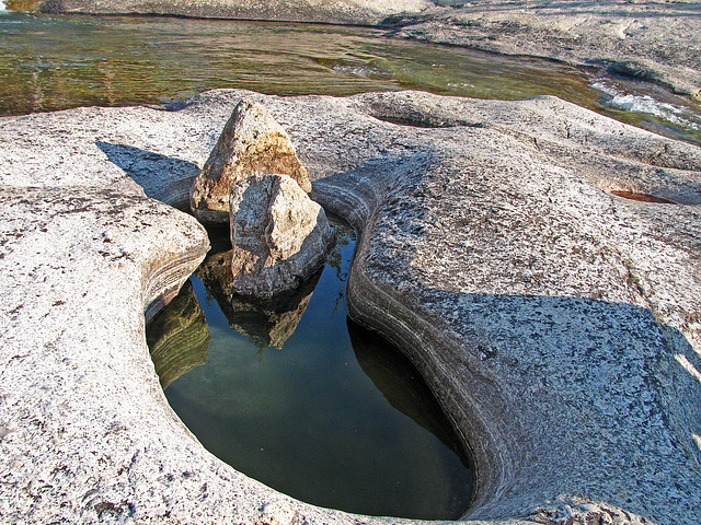 Tuolumne River at Tuolumne Meadows Lodge (0564)