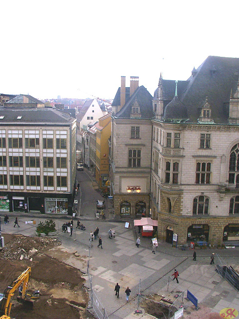 2004-11-08 10 Halle, Marktplatz