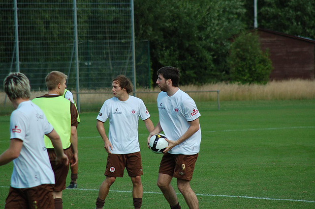 Handball beim Fußball!