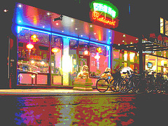 Vélos et dragons de nuit  /  Bikes & dragons night sight..   Copenhague /  Copenhagen.   25-10-2008 - Postérisation aux couleurs ravivées