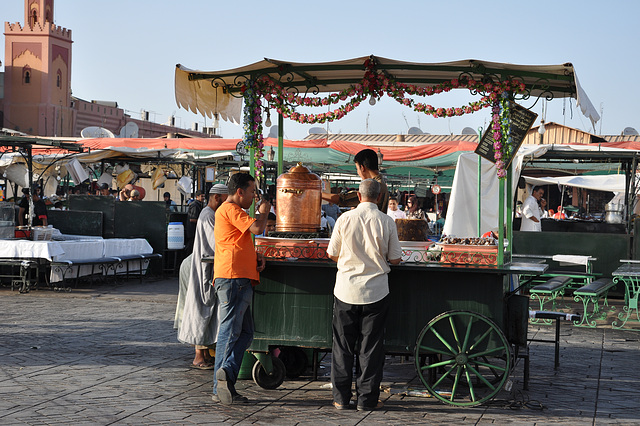 MARRAKECH PLACE JEMAA EL FNA