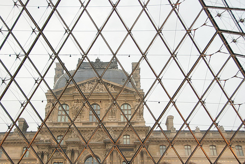 La pyramide vue de dessous