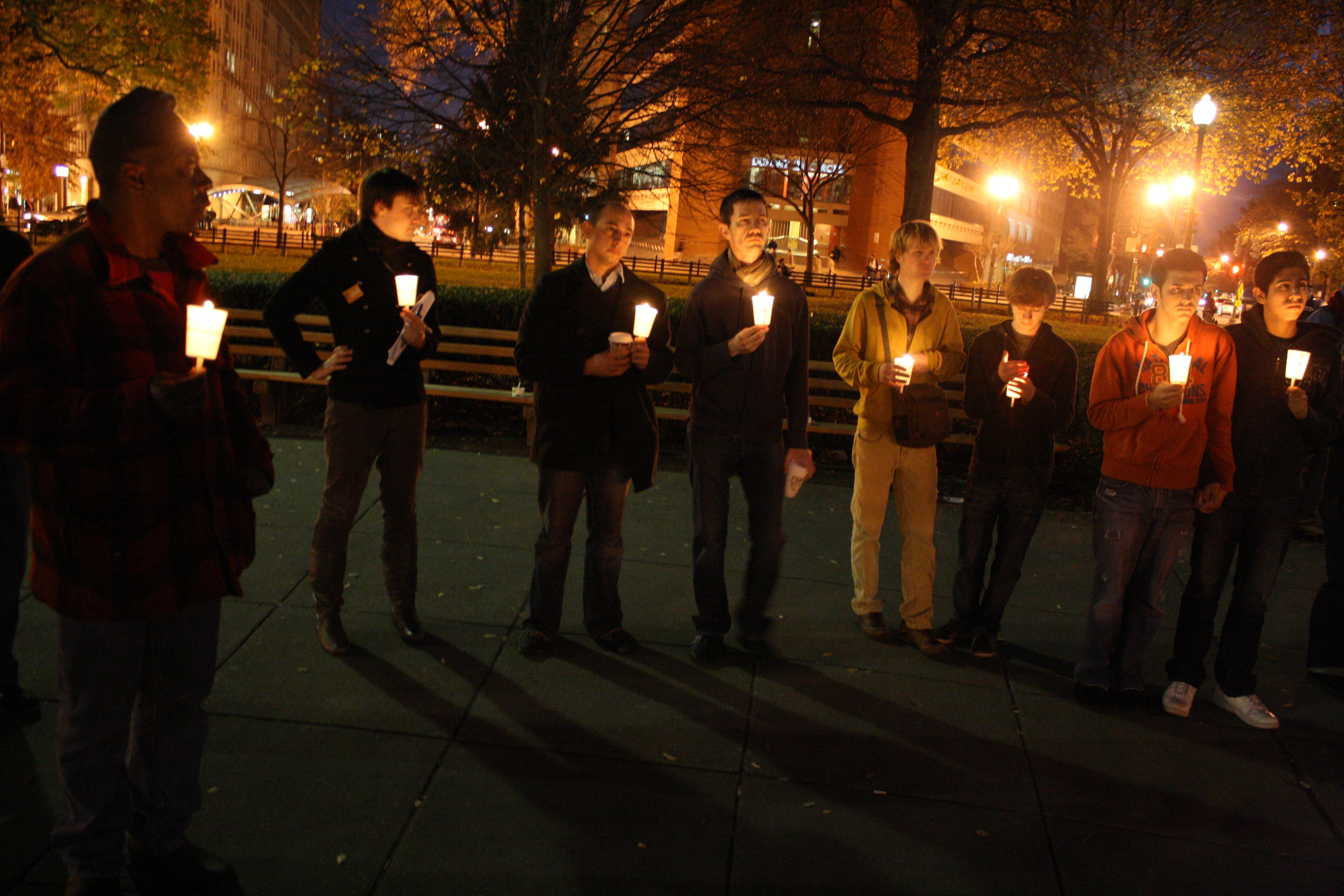 119.JorgeStevenLopez.Vigil.DupontCircle.WDC.22November2009