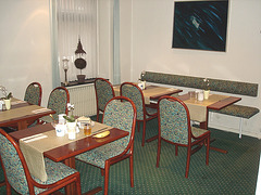 Breakfast time /  Petit déjeûner. Hotel Nebo. Copenhague /  20-10-2008