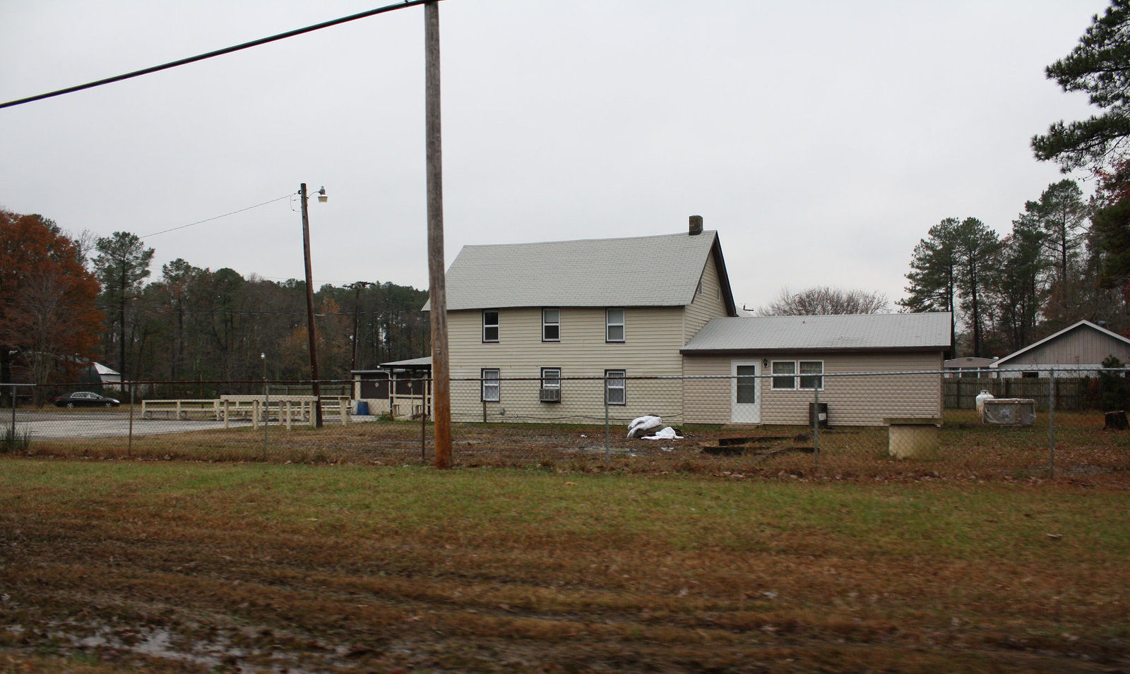 01.Route235.Dameron.MD.26November2009