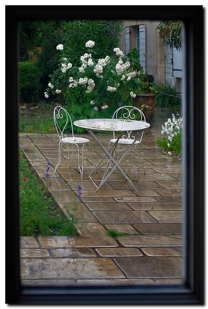 Fensterblick bei Regen