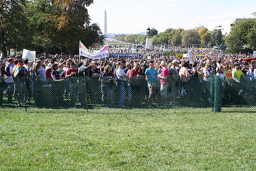 01.Press.Rally.NEM.Stage.USC.WDC.11October2009