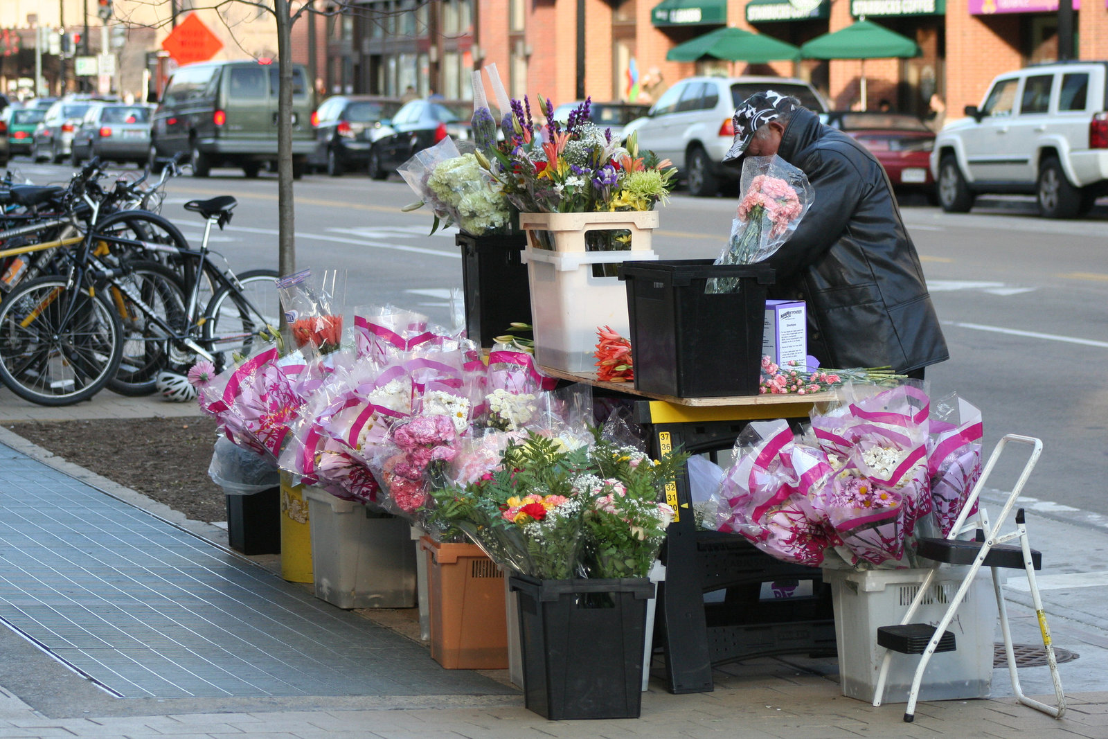 01.FlowerVendor.ColumbiaHeights.NW.WDC.4January2009