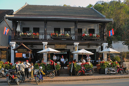 Simple nice restaurant to relax