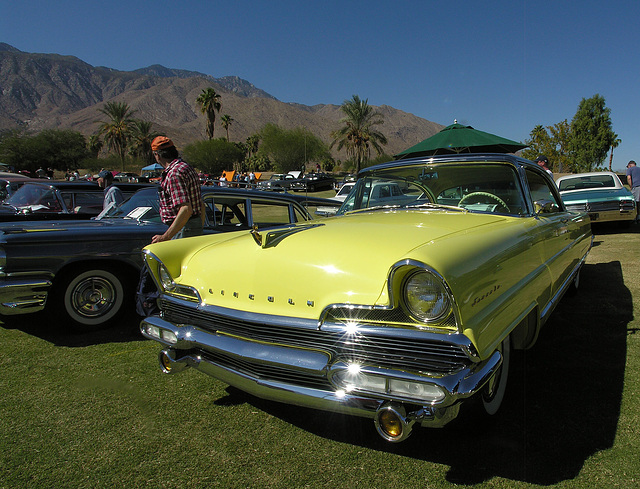 1956 Lincoln Premiere (8672)