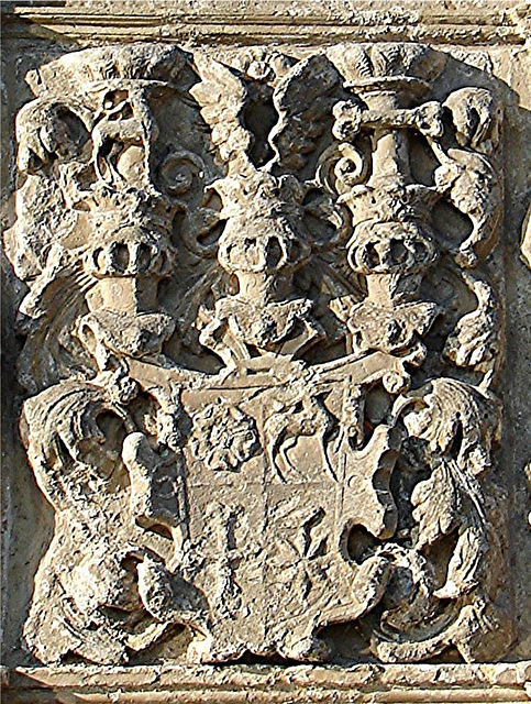 20051013 067DSCw [D-HM] Wappen am Schlosstor, Bad Pyrmont