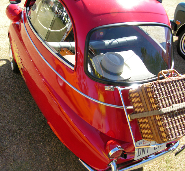 1959 BMW Isetta 300 (8710)