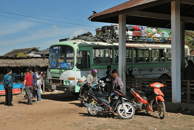 Bus terminal of Boun Neua