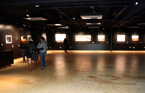 02.FotoWeek.SwedishEmbassy.WDC.7November2009