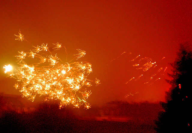 lumfajraĵo - Feuerwerk