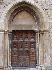 20061030 0831DSCw [F] Kirchenportal, Le Bar-sur-Loup, Cote d'Azur