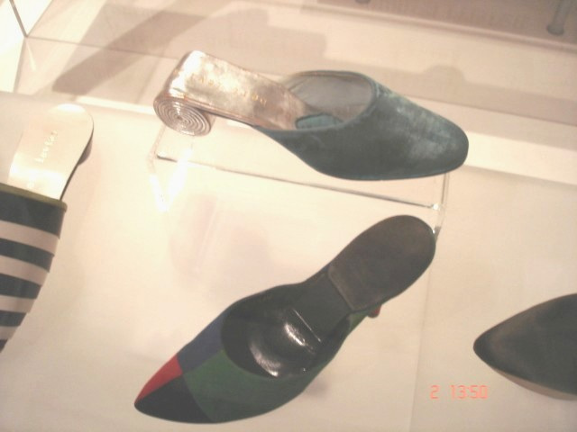 Bata shoe museum  - Toronto, CANADA . 2 novembre 2005