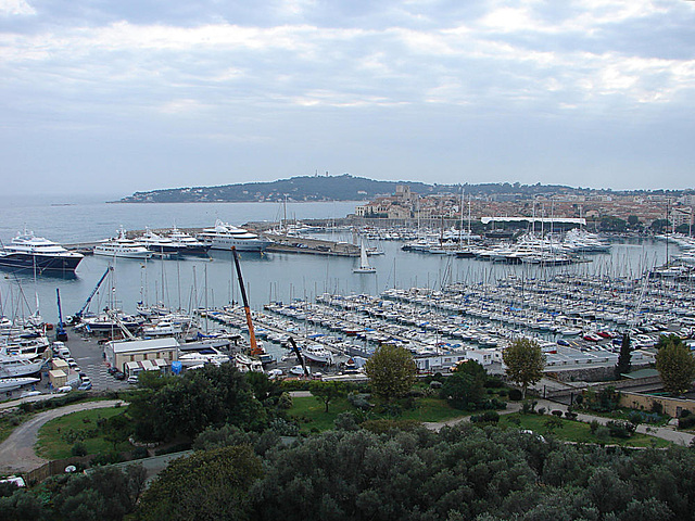 20061031 0842DSCw [F] Hafen, Antibes, Cote d'Azur