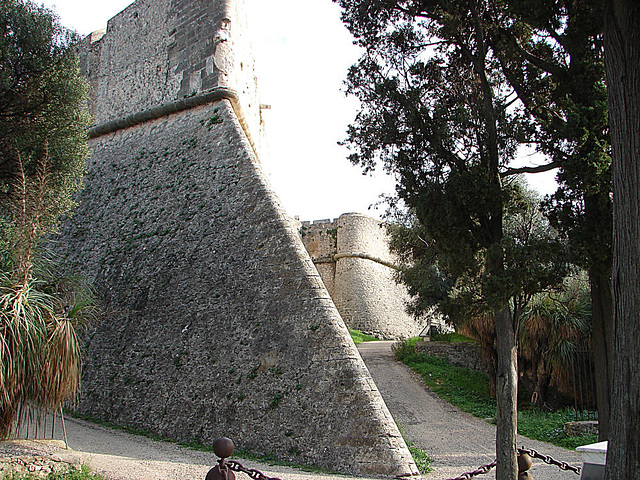 20061031 0855aw Antibes Fort
