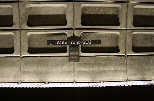 04.WMATA.WaterfrontSEU.SW.WDC.19November2009