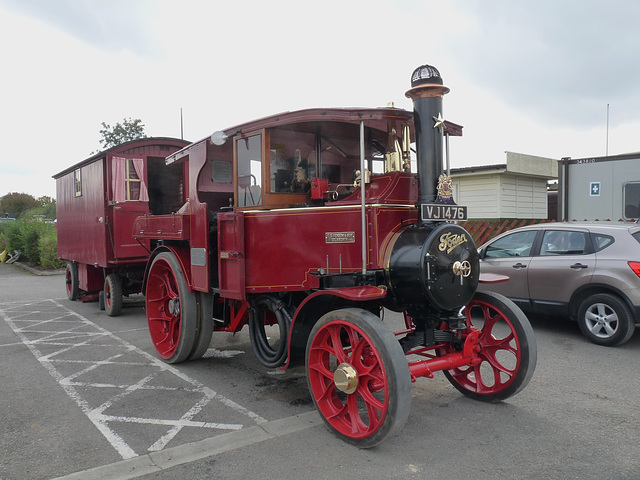 Foden Traction Engine and Trailer VJ 1476