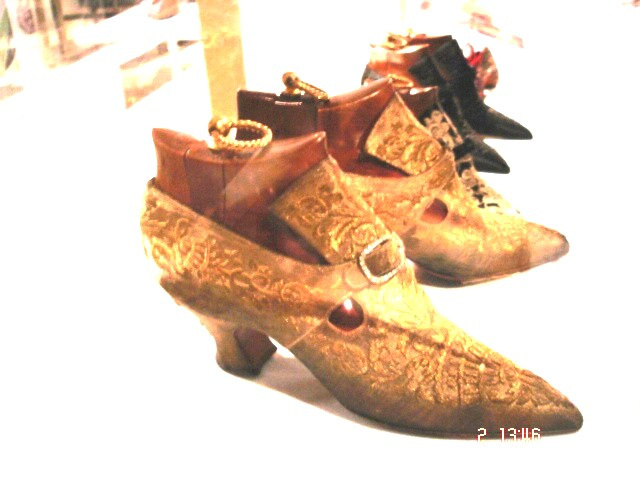 Bata shoe museum / Toronto, CANADA . 2 novembre 2005.