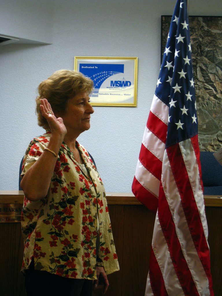 Nancy Wright Swearing In (4886)