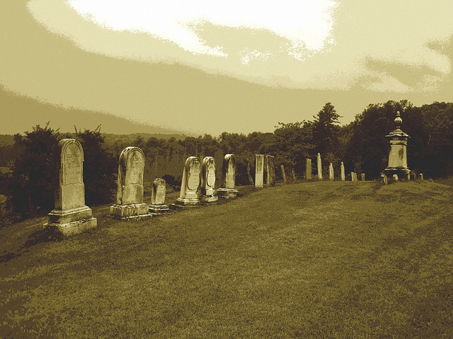 Lake Bomoseen private cemetery. Sur la 4 au tournant de la 30. Vermont, USA - États-Unis.-  Photofiltration sepiatisée