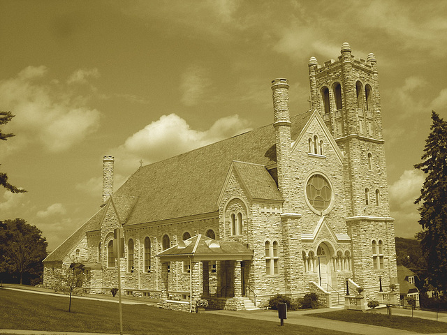 St-Mary's Assumption church. Middleburg. Vermont - USA /  25 juillet 2009 - Sepia