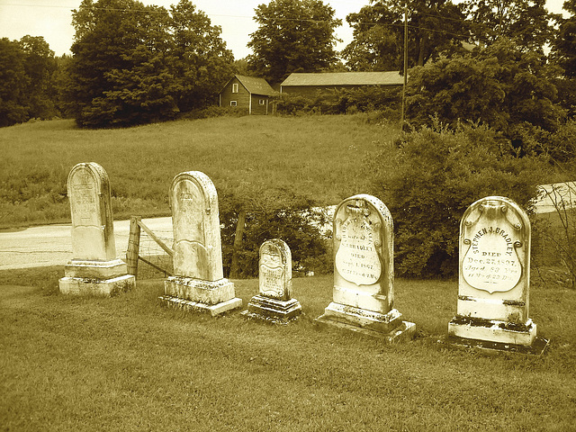 Lake Bomoseen private cemetery. Sur la 4 au tournant de la 30. Vermont, USA - États-Unis. - Sepia