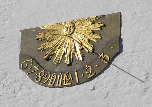 Sonnenuhr