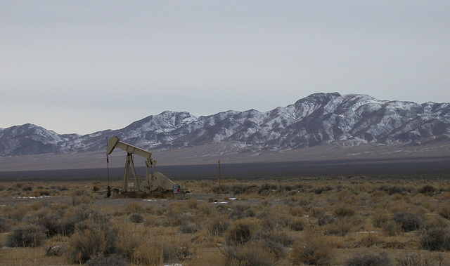 Railroad Valley, NV oil (3927)