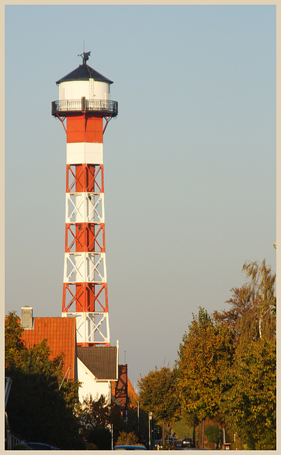 Leuchtturm an der Elbe