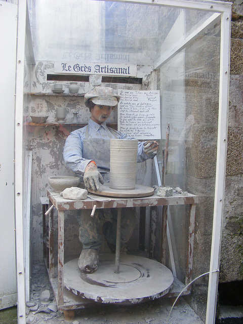 Dans une rue de Concarneau