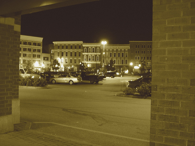 Rutland, Vermont. USA - 25-07-2009-  Stationnement flou - Blurry parking. Sepia