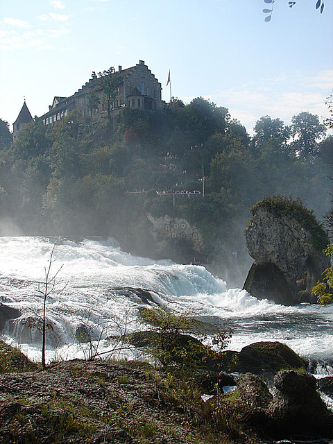 20050925 320DSCw [R~CH] Schaffhausen: Rheinfall, Schloss Laufen