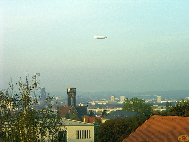 2006-10-20 3 reklamo-Zeppelin Lange & Söhne