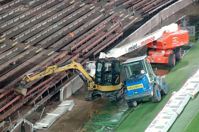 Abriß-Hauptribüne 05