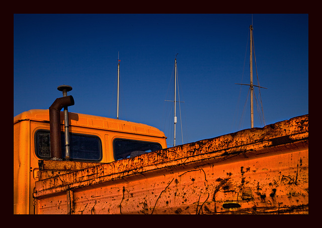 the orange barque