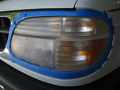 3M Headlight Lens Restoration System - End of Step 2 (4947)