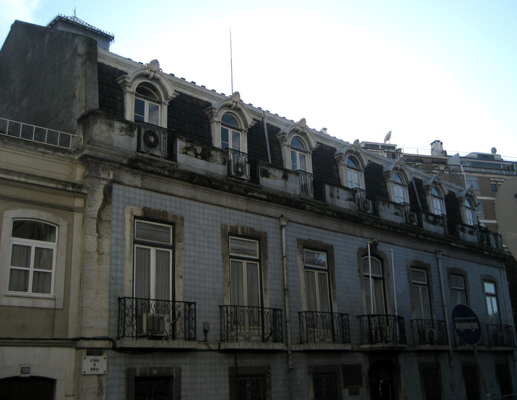 Benfica, old houses (2) Benfica, old houses (2)