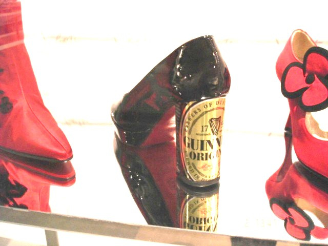 Bata shoe museum - Talons Bièreux - Beer heels