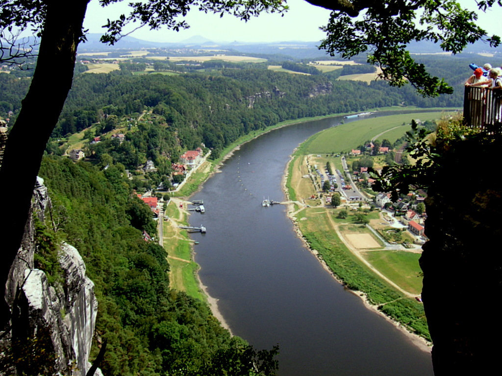 Bastei in den Jahreszeiten