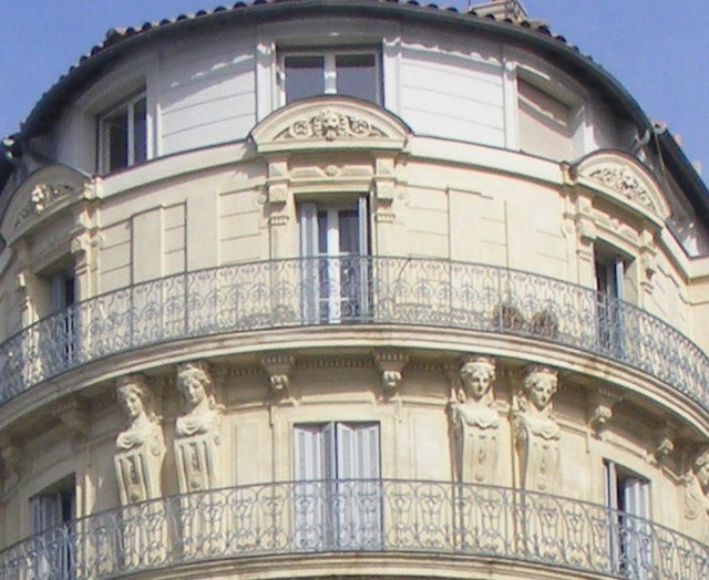 Vieux port Marseille Angle Quai de Rive Neuve, Rue de la République