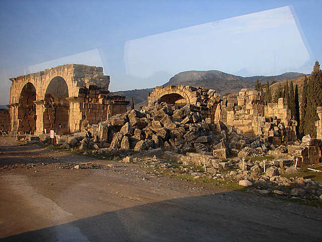 20060130 038DSCw [TR] Hierapolis