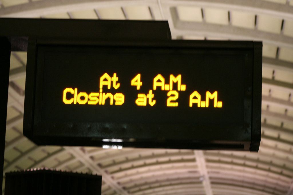 01.WMATA2.ColumbiaHeights.NW.WDC.4January2009