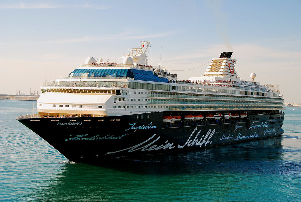 MEIN SCHIFF 2